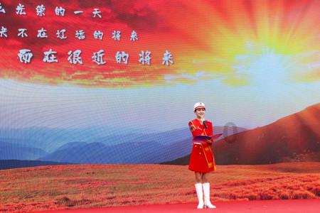 谷歌清华夫妇后续，周围熟人相继发声，撕开精英的光鲜外表